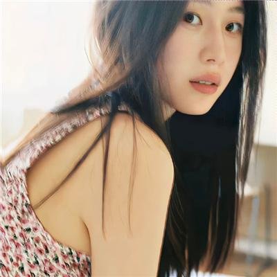 拉莉萨